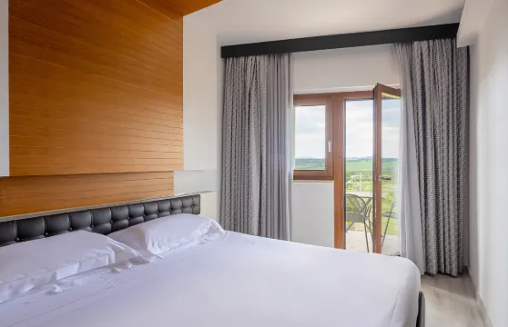 西恩納蒙塔培爾緹精緻酒店