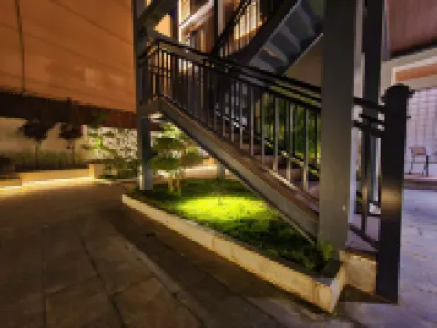 衛輝迎薰小築城市民宿  （鎮國塔店）