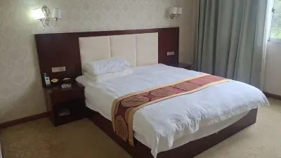 Shimen Jinxin Hotel Hotels near Xiao Cao Ba Tourism