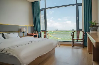 Heqing Crane Dream Bed and Breakfast
