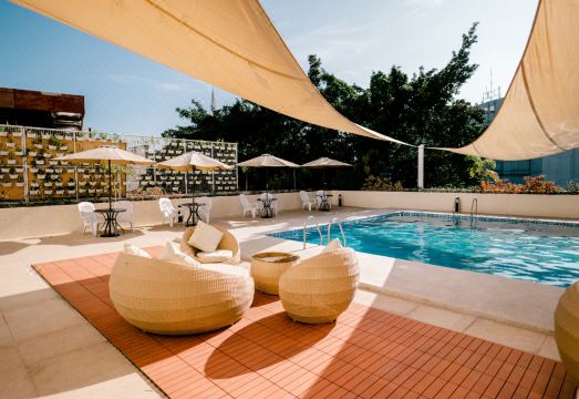 아포 뷰 호텔 로비