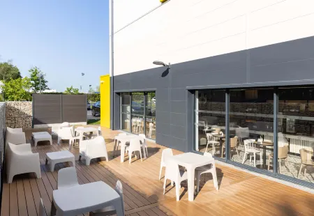 B&B Hotel Rennes Parc Expo Aéroport Отели рядом с достопримечательностью «Parc Expo Rennes»