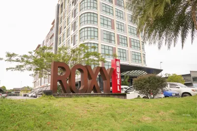 Roxy Hotel & Apartments
