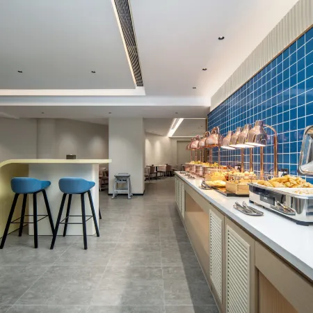 Jinjiang Hotel (Hami Railway Station Youyi Road)