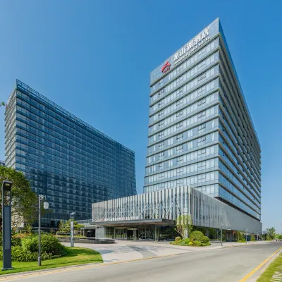 Nanjing Yangzi River Conference Center Longshan Lake Hotel Hotel in zona Stazione della metropolitana Linchang