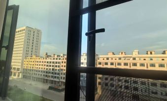 Clouds-Fancy  Hotel