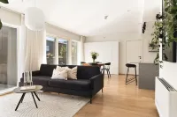 Large luxurious apartment with private terrace and parking Hotels in Bergen