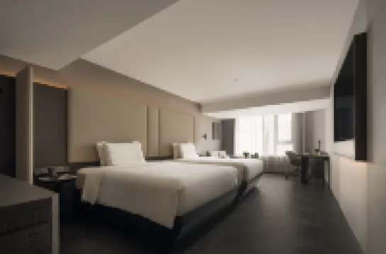 西安鐘鼓樓永寧門地鐵站亞朵飯店