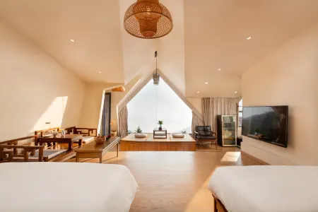 Floral Hotel · Yunwuju hotel Отели в г. Лу-Шан