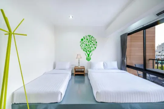 ห้องพื้นฐานสำหรับสามท่าน