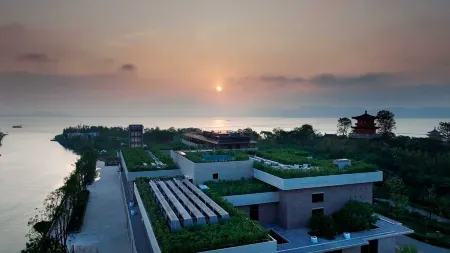 Yixing Da Nian Hua Wan Cultural Tourism Industry Development Co., LTD Xi Rang Hotel Отели в г. Исин