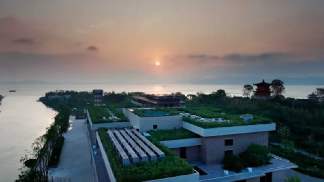 Yixing Da Nian Hua Wan Cultural Tourism Industry Development Co., LTD Xi Rang Hotel