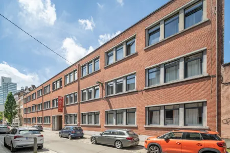 Condo Gardens Brussels Отели рядом со станцией Северный вокзал Брюсселя