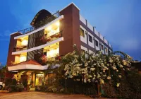 RedDoorz Plus @ Conclave Hotel Davao City Hotel a Davao