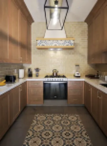 Designer Retreat in Centro Heated Pool & Views