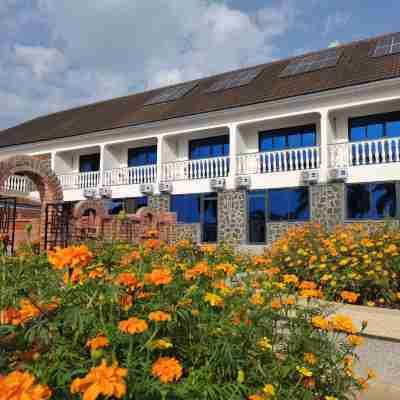Grand Lake Resort Hotel Hotel Exterior