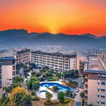 Golden Leaves Wangjing Hot Spring Vacation Villas, Guangzhou