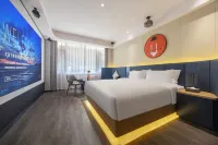 Youxi Movie Hotel (Qujing Jiangjun Town Branch) - balcony