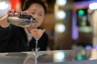 FUNGEE River View Hotel (Hongya Cave, Jiefangbei Pedestrian Street, Chongqing) - bar