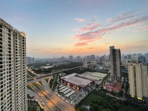 Lina Apartment | Stay, Relax & Business | Vinhomes Skylake