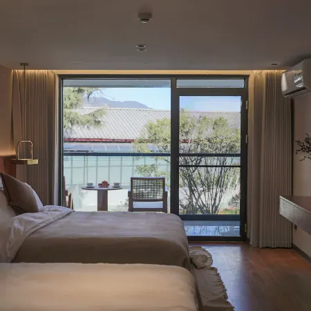Lugu Lake South Island Villa Resort Hotel