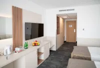 Airport Hotel Budapest Hotels in 