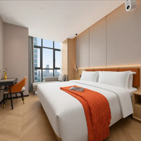 Platinum International Hotel (Liyang Economic Development Zone Lens Technology Park Branch)