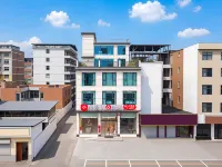 Shangkeyou Hotel (Luoning) فنادق في لوى نينغ