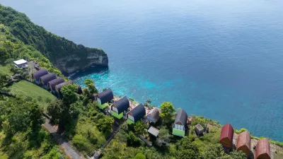 Eco-tourist Dream Beach Cliff Villas Hotels near Bukit Teletubbies