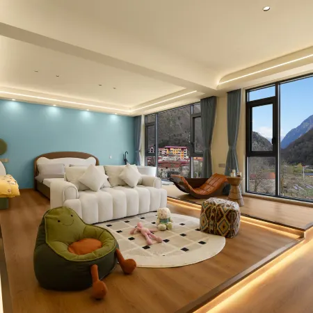 Sanyu sanshan View Guesthouse,Lixin