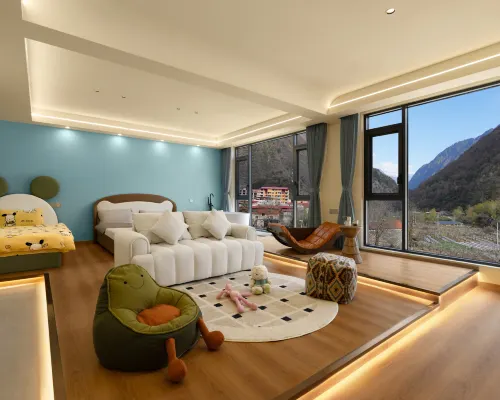 Sanyu sanshan View Guesthouse,Lixin فنادق في مديرية لي