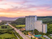 Fuxian Lake Mountain Lake Hotel Hotels in Chengjiang