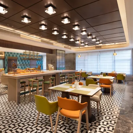 Home2 Suites by Hilton Shenyang Zhongjie Imperial Palace Отели в г. Шэньян