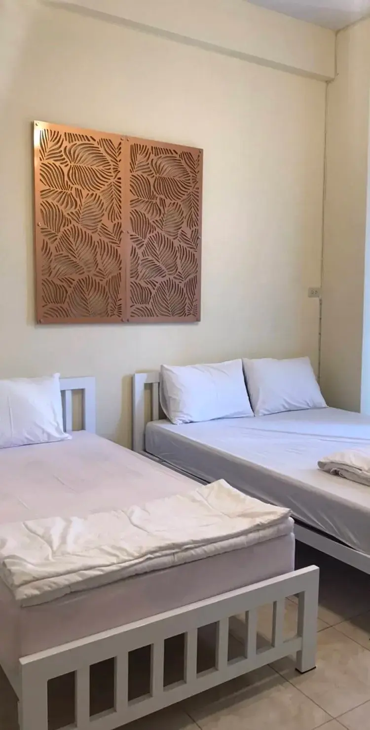 ห้องดีลักซ์สำหรับสามท่าน