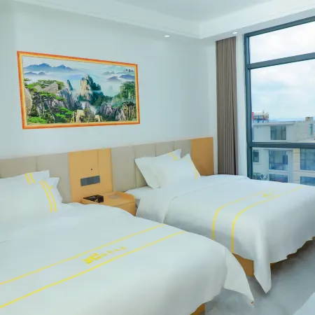 Yicui Homestay (Wumeng Grass Plain)