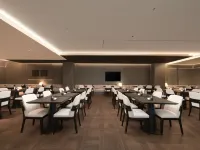 Urumqi Sand Ship Outlet Tianshan Airport Atour Hotel - servizio colazione