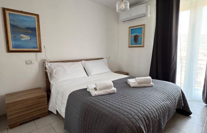 Sormano Apartments - THE V Collection