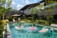 Ya'an Mist Commune and Lanji · Yolan · The Aesthetics of Sublime Tranquility · Suyeyi Luxury Resort - Family