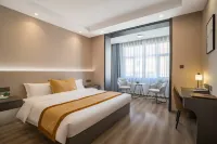 Zhangbei Xingye Lakeside Hotel - parkir