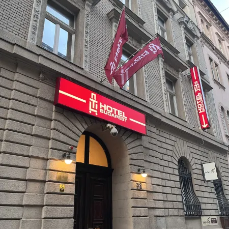 TL Hotel Budapest (EasyHotel Budapest Oktogon)