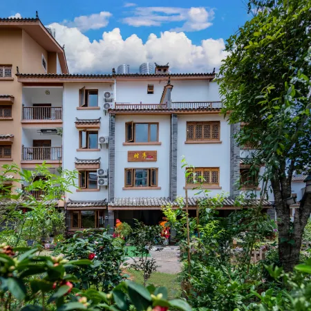 Fuxian Lake Shixu Inn (Guanglong Town Branch)