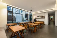 Buyou Bieyuan (Moxi Ancient Town, Hailuogou Glacier Forest Park Visitor Center Branch) - 온천