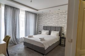 Privilege Suites by Central Park