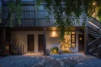 Sanji Liulu Holiday Homestay in Shangri-La City (Dukezong Ancient City Store) - spa