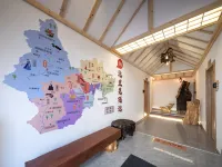 Mu Yi · Log Style Homestay (Yanda Internet-famous Wall) - เปิดใหม่