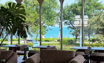 Qingdao Haiyi Sailing Hotel