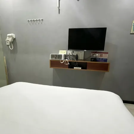 Dehua Juxian Business Hotel