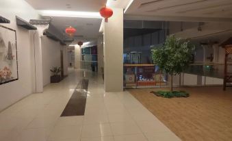 Lixin Color World Hotel