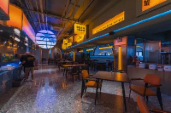 Moon'n Land Seaview INN