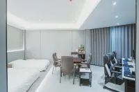 Qianyan E-sports Hotel